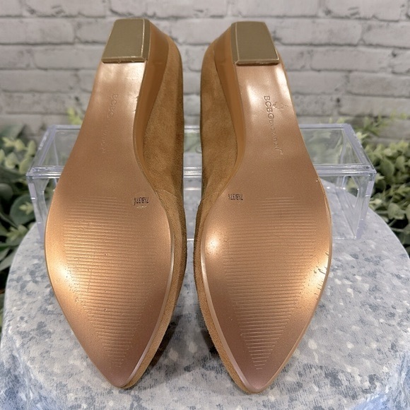 BCBGeneration “Alonsa” Caramel Suede Pointed Toe Dress Low Wedges WMS 7.5B🧡EUC - Picture 8 of 10